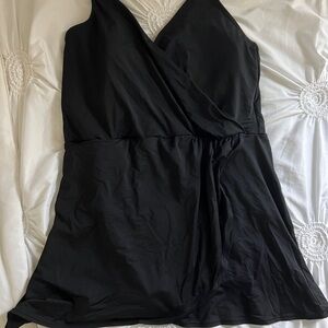 Lands end tulip hem one piece swim dress